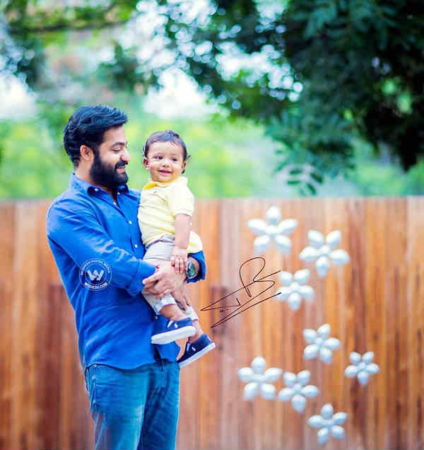 inline_263_http://indread.com/wp-content/uploads/2015/05/NTR-with-Son-Abhay-Ram.jpg